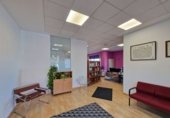 Oficina en alquiler con 271m² en Algete, Calle Limón Verde, 49 foto