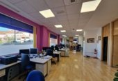 Oficina en alquiler con 271m² en Algete, Calle Limón Verde, 49 foto