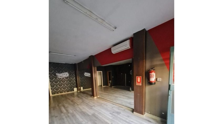 Local comercial