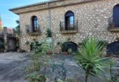 Hotel en venta con 1988m² en Valencia de Alcántara foto