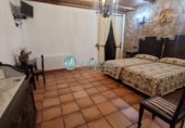 Hotel en venta con 1988m² en Valencia de Alcántara foto