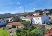Hotel en venta con 1988m² en Valencia de Alcántara foto