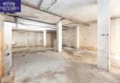 Local comercial en venta con 179m² en Granada, en la zona de Albayda, Calle Cartagenera foto