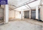 Local comercial en venta con 179m² en Granada, en la zona de Albayda, Calle Cartagenera foto