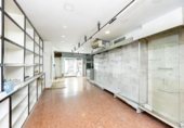 140m² commercial premises for sale in Granada, Calle Pintor López Mezquita photo