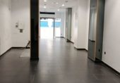 108m² locaux commerciaux pour location à Utrera photo