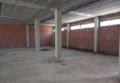 Local comercial en venta con 226m² en La Guardia de Jaén foto