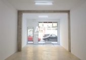 Local comercial en venta con 195m² en Valencia, en la zona de Arrancapins, Calle Jesús foto