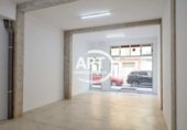 Local comercial en venta con 195m² en Valencia, en la zona de Arrancapins, Calle Jesús foto