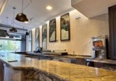 Bar
en venda, lloguer
amb 270m² a Ourense, a la zona de Ourense foto