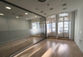 Oficina
en lloguer
amb 135m² a Santiago de Compostel·la, a la zona de A Pontepedriña, Horreo foto