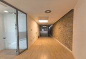 Oficina
en lloguer
amb 135m² a Santiago de Compostel·la, a la zona de A Pontepedriña, Horreo foto
