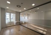 Oficina
en lloguer
amb 135m² a Santiago de Compostel·la, a la zona de A Pontepedriña, Horreo foto