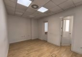 Oficina
en lloguer
amb 135m² a Santiago de Compostel·la, a la zona de A Pontepedriña, Horreo foto