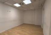 Oficina
en lloguer
amb 135m² a Santiago de Compostel·la, a la zona de A Pontepedriña, Horreo foto