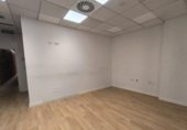 Oficina
en lloguer
amb 135m² a Santiago de Compostel·la, a la zona de A Pontepedriña, Horreo foto