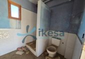 189m² building for sale in Dólar, photo