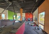 189m² building for sale in Dólar, photo
