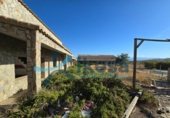 189m² building for sale in Dólar, photo