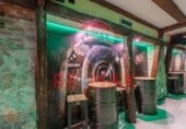 342m² bar for sale in Valladolid, in the area of University, Plaza de la Universidad photo