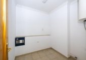 142m² commercial premises for sale in Lanjarón, Calle Gallomber photo