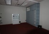 Local comercial en venta con 216m² en Cáceres, calle bélgica, 14, 10005 foto
