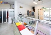 Local comercial en venta con 62m² en Motril, Calle Azorín foto