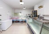 62m² commercial premises for sale in Motril, Calle Enrique Gómez López photo