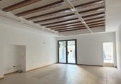 150m² locaux commerciaux pour vente à Saragosse, Paseo de Echegaray y Caballero photo