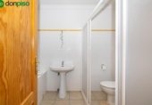 142m² commercial premises for sale in Lanjarón, photo