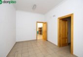 142m² commercial premises for sale in Lanjarón, photo