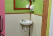 Local comercial en alquiler con 85m² en Santiago de Compostela, Casco Historico foto