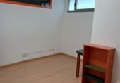 Local comercial en alquiler con 85m² en Santiago de Compostela, Casco Historico foto