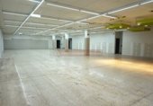 825m² commercial premises for rent in Logroño photo