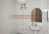 825m² commercial premises for rent in Logroño photo