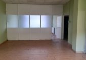 Edificio en venta con 578m² en Llinars del Vallès foto