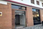 Edificio en venta con 578m² en Llinars del Vallès foto
