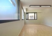 Local comercial en venta con 206m² en Tarrasa, carrer del col·legi, 08221 foto
