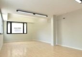 Local comercial en venta con 206m² en Tarrasa, carrer del col·legi, 08221 foto
