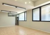 Local comercial en venta con 206m² en Tarrasa, carrer del col·legi, 08221 foto