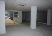 240m² commercial premises for sale in Granada, Calle Sol photo