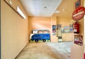 Local comercial en venta con 116m² en Fuengirola, Calle Santísima Trinidad foto