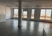 241m² entrepôt industriel pour vente à Madrid, dans le quartier de Villaverde Alto photo