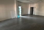 241m² entrepôt industriel pour vente à Madrid, dans le quartier de Villaverde Alto photo