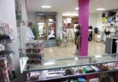 192m² locaux commerciaux pour vente à Badajoz, dans le quartier de San Roque, Calle López de Velasco photo