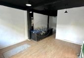 76m² locaux commerciaux pour vente à Madrid, dans le quartier de Acacias, Paseo de las Acacias photo