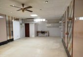 77m² locaux commerciaux pour vente à Benidorm, Avenida de Italia photo