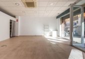 Local comercial en venta con 65m² en Armilla, Calle Aragón foto