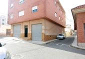 397m² commercial premises for sale in La Unión, Calle Poniente photo