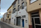Edificio en venta con 400m² en la Bisbal del Penedès, T-240 foto